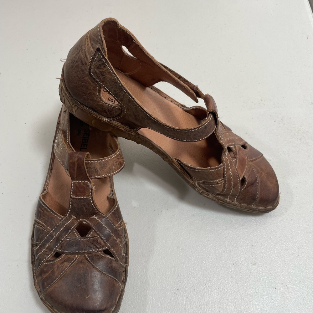 Stylish Brown Leather Sandals for Women